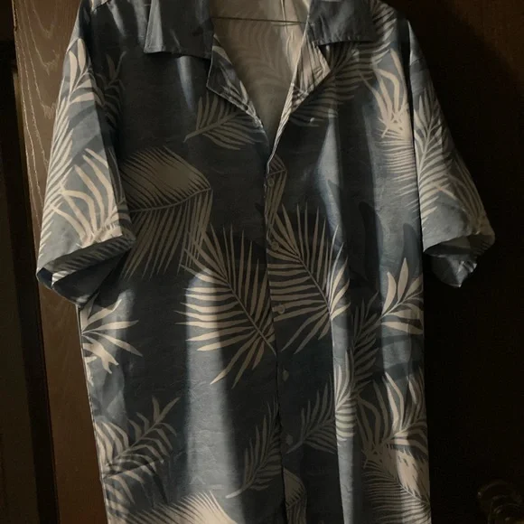 Blue Tropical Print Men's Shirt medium - Picture 2 of 5